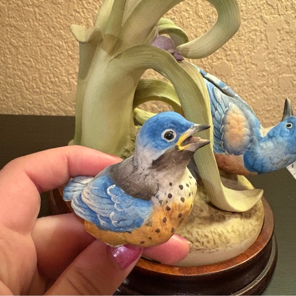 Andrea by Sadek Blue Bird Family With Wooden Base - Picture 9 of 9